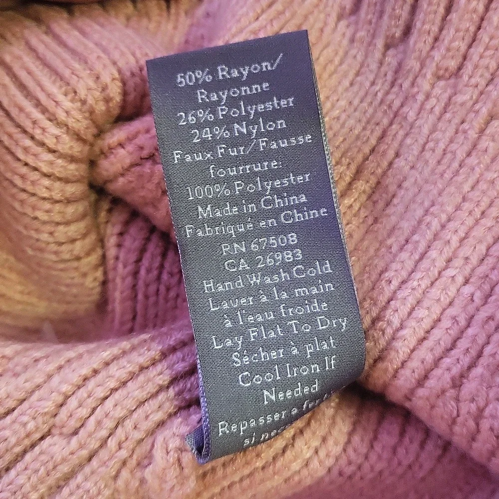 Vince Camuto hat and scarf set - Picture 6 of 6